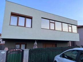 Ross Holiday Home